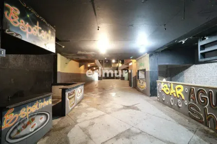 Prédio Comercial para alugar, 675m² no Baeta Neves, São Bernardo do Campo