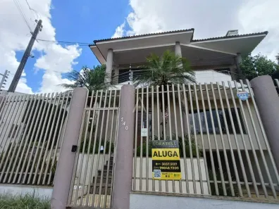 Sobrado com 3 Quartos para alugar, 391m² no Neva, Cascavel