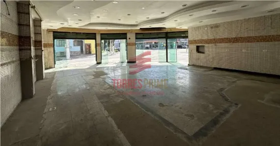 Ponto Comercial para alugar, 200m² no Vila Mathias, Santos