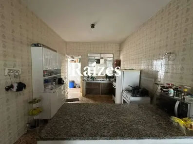 Imóvel Comercial com 4 Quartos à venda, 160m² no Fundinho, Uberlândia