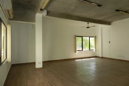 Ponto Comercial à venda, 92m² no Menino Deus, Porto Alegre