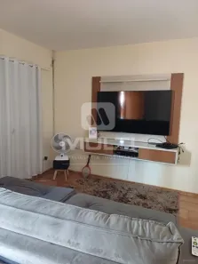 Casa com 3 Quartos à venda, 203m² no Presidente Roosevelt, Uberlândia
