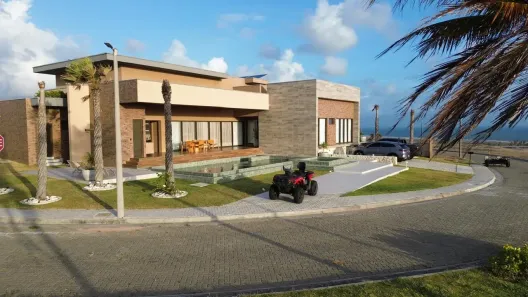 Casa de Condomínio com 5 Quartos à venda, 640m² no , Aquiraz