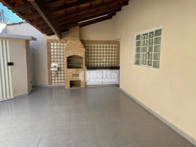 Casa com 3 Quartos à venda, 170m² no Alto Umuarama, Uberlândia