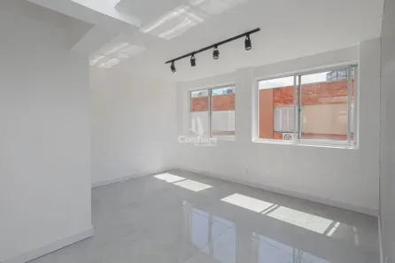 Apartamento com 1 Quarto à venda, 44m² no Mont Serrat, Porto Alegre