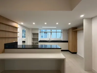 Apartamento com 3 Quartos à venda, 165m² no Centro, Florianópolis