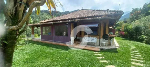 Fazenda/Sítio com 5 Quartos à venda, 300m² no , Nova Friburgo
