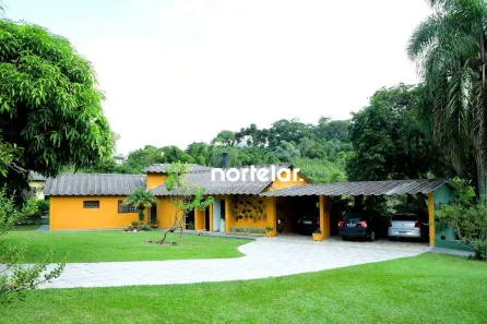 Fazenda/Sítio com 4 Quartos à venda, 241m² no Jardim do Rio Cotia, Cotia