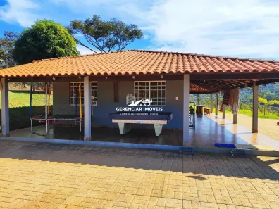 Fazenda/Sítio com 3 Quartos à venda, 928m² no Centro, Itatiaiuçu