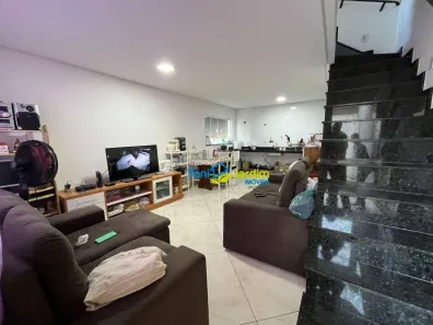 Sobrado com 3 Quartos à venda, 75m² no Vila Lucinda, Santo André