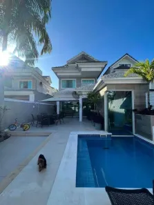 Casa de Condomínio com 5 Quartos à venda, 236m² no Recreio dos Bandeirantes, Rio de Janeiro