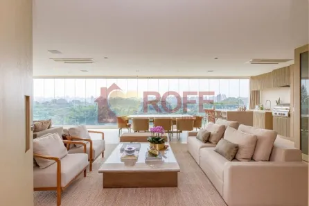 Apartamento com 3 Quartos à venda, 227m² no Moema, São Paulo