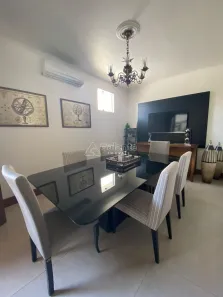 Sobrado com 4 Quartos para alugar, 480m² no Vila Iza, Campinas