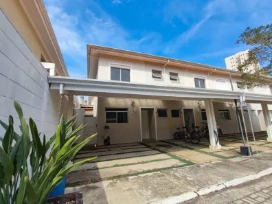 Sobrado com 2 Quartos para alugar, 92m² no Vila Mogilar, Mogi das Cruzes