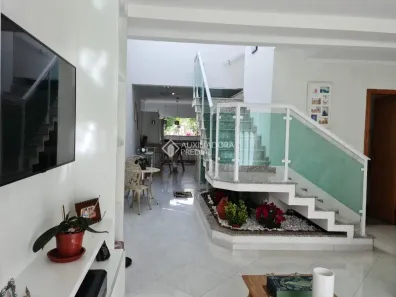 Sobrado com 3 Quartos à venda, 195m² no Vila Alice, Santo André