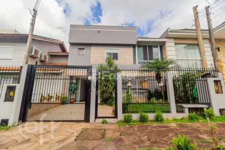 Casa de Condomínio com 3 Quartos à venda, 200m² no Mário Quintana, Porto Alegre