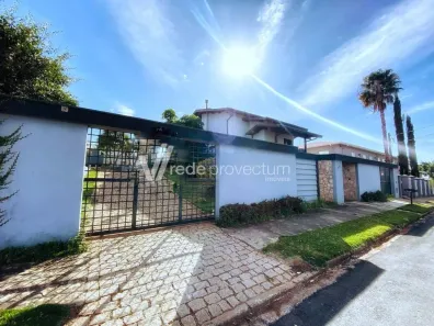 Sobrado com 4 Quartos à venda, 408m² no Parque Rural Fazenda Santa Cândida, Campinas