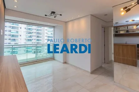 Apartamento com 2 Quartos à venda, 48m² no Santo Amaro, São Paulo
