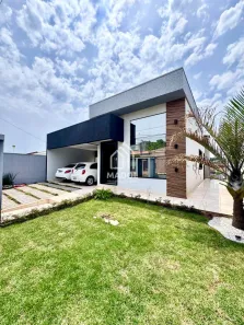 Casa com 3 Quartos à venda, 205m² no Uvaranas, Ponta Grossa