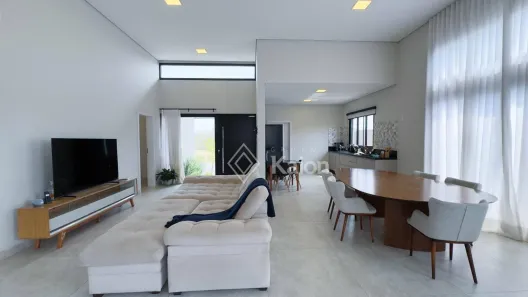 Casa de Condomínio com 3 Quartos à venda, 220m² no Pinheirinho, Itu