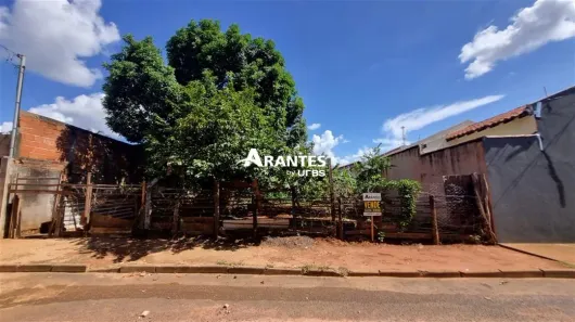 Lote/Terreno à venda, 360m² no Segismundo Pereira, Uberlândia