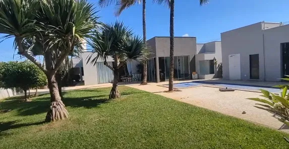 Casa de Condomínio com 3 Quartos à venda, 1000m² no Jardim Palestina, Franca