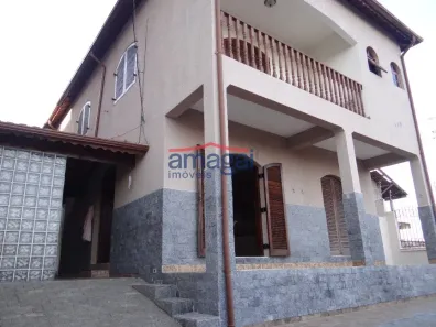 Sobrado com 3 Quartos à venda, 245m² no Vila Aprazível, Jacareí
