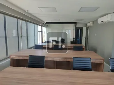 Sala Comercial para alugar, 200m² no Pinheiros, São Paulo