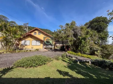 Casa com 3 Quartos à venda, 275m² no São Sebastião, Petrópolis