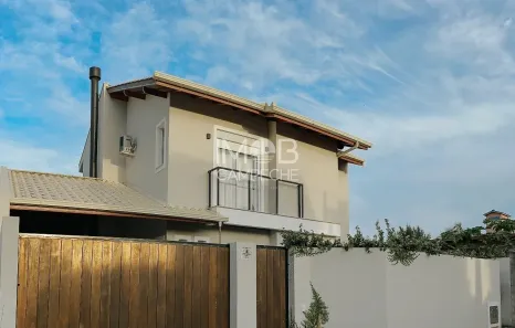 Casa com 3 Quartos à venda, 160m² no Rio Tavares, Florianópolis