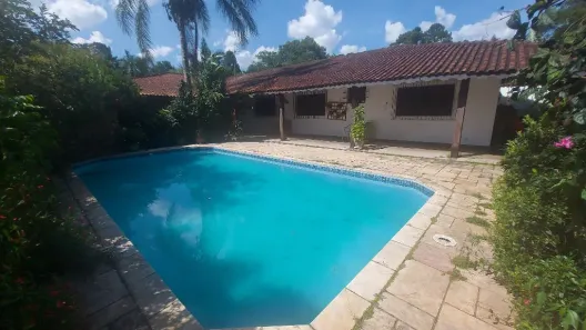 Casa com 3 Quartos à venda, 360m² no Granja Viana, Cotia