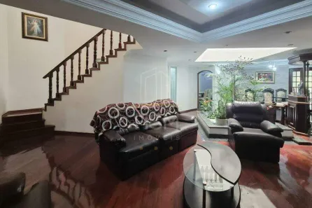 Sobrado com 4 Quartos para alugar, 450m² no Vila Euclides, São Bernardo do Campo