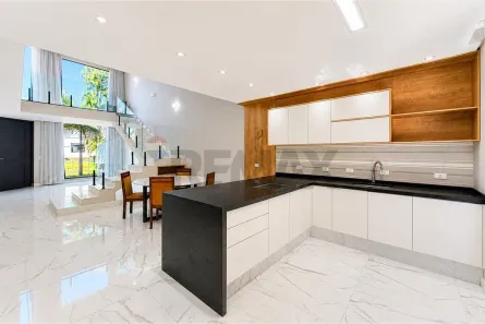 Sobrado com 4 Quartos à venda, 147m² no Represa, Ribeirão Pires