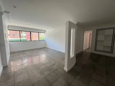Apartamento com 3 Quartos à venda, 146m² no Meireles, Fortaleza