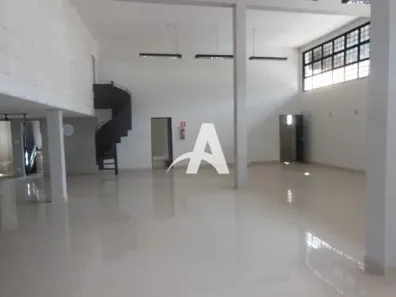 Sala Comercial para alugar, 400m² no Santa Mônica, Uberlândia