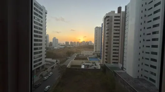 Apartamento com 2 Quartos para alugar, 87m² no Calhau, São Luís