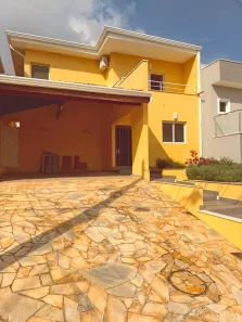 Casa de Condomínio com 3 Quartos para alugar, 250m² no Roncáglia, Valinhos