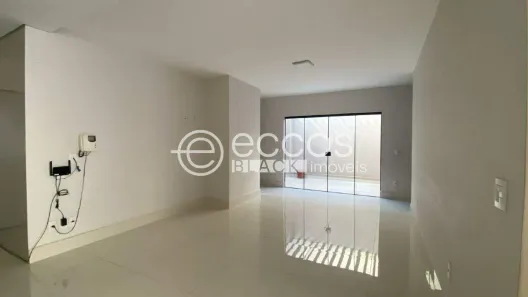 Casa com 3 Quartos à venda, 182m² no Vila Olímpica, Uberaba