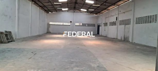Galpão/Depósito/Armazém com 1 Quarto para alugar, 700m² no Ibura, Recife