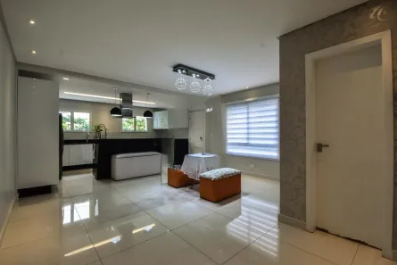 Casa com 3 Quartos à venda, 250m² no Parque Colonial, São Paulo