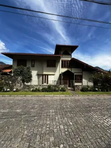 Casa com 3 Quartos à venda, 222m² no Cônego, Nova Friburgo