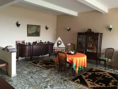 Casa com 6 Quartos à venda, 410m² no Santa Teresa, Rio de Janeiro