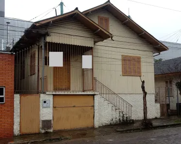 Casa com 4 Quartos à venda, 204m² no Centro, Caxias do Sul