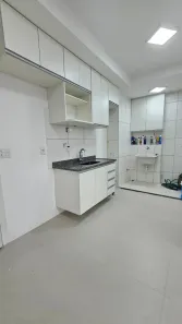 Apartamento com 2 Quartos para alugar, 50m² no Santo Cristo, Rio de Janeiro