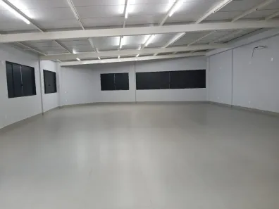 Ponto Comercial para alugar, 290m² no Cruzeiro do Sul, Cariacica