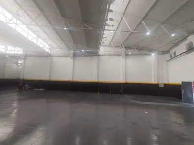 Galpão/Depósito/Armazém para alugar, 1078m² no Vila Nogueira, Diadema