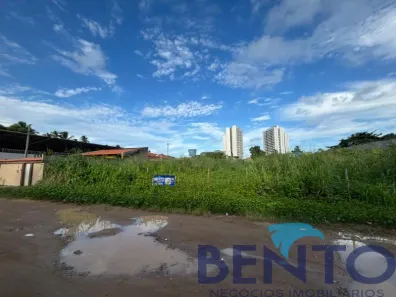 Lote/Terreno à venda, 300m² no Jacarecica, Maceió