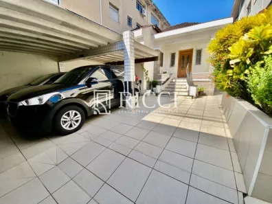 Sobrado com 2 Quartos à venda, 460m² no Gonzaga, Santos