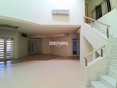 Sobrado com 3 Quartos para alugar, 260m² no Marechal Rondon, Canoas