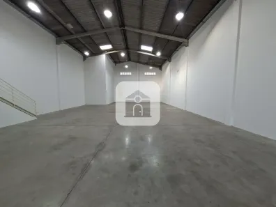 Galpão/Depósito/Armazém para alugar, 400m² no Tibery, Uberlândia